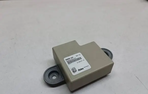 BMW 6 F12 F13 Aerial antenna amplifier 6935024