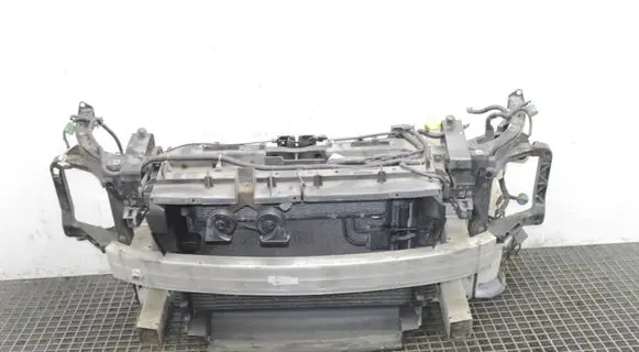 Jeep Cherokee Radiator set 52014618AE