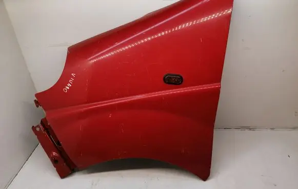 Opel Vivaro Fender