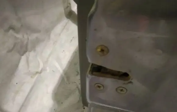 Ford Ranger Rear door lock