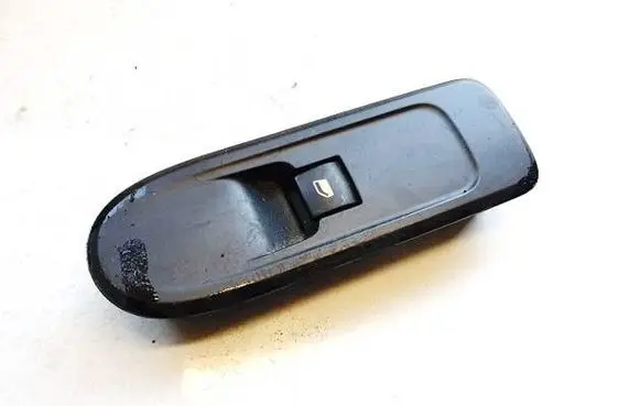 Peugeot 508 Electric window control switch 96661102XT