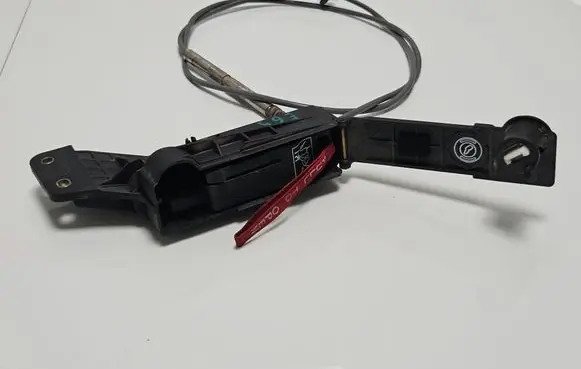 BMW 7 E65 E66 Hand brake release handle 7508773D