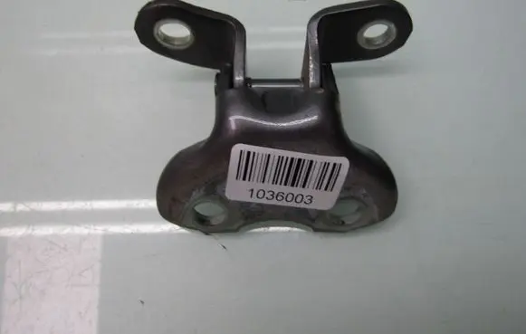 Lexus IS III XE30 Front door lower hinge 