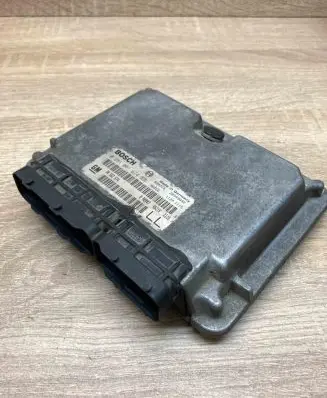 Opel Astra G Engine control unit/module ECU 90562574 0281001674