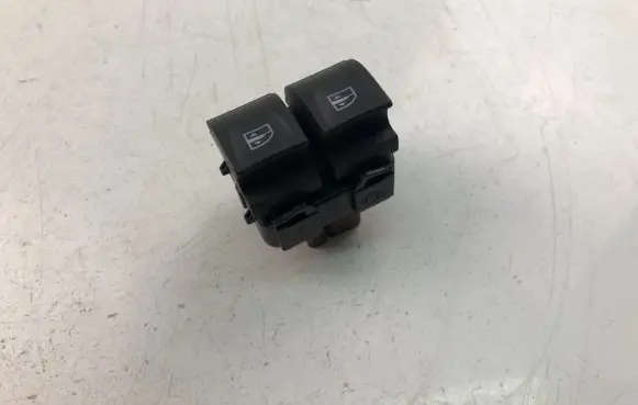 Renault Captur Electric window control switch 254113300R