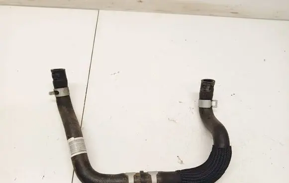 Hyundai Kona I Engine coolant pipe/hose 369300e655