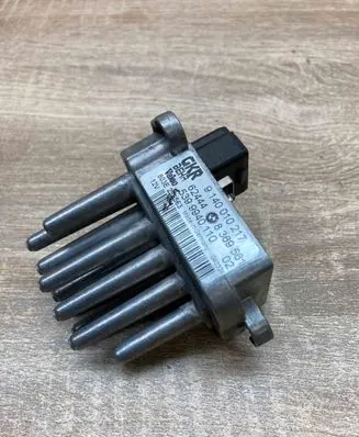BMW X5 E53 Heater blower motor/fan resistor 8369561