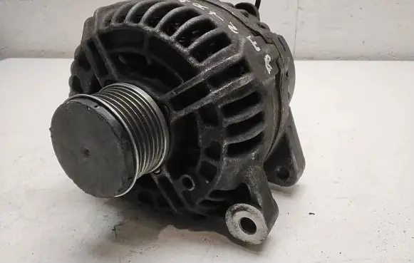 Peugeot Partner Generator/alternator 0124525035