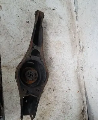 Volkswagen PASSAT B6 Rear upper control arm/wishbone
