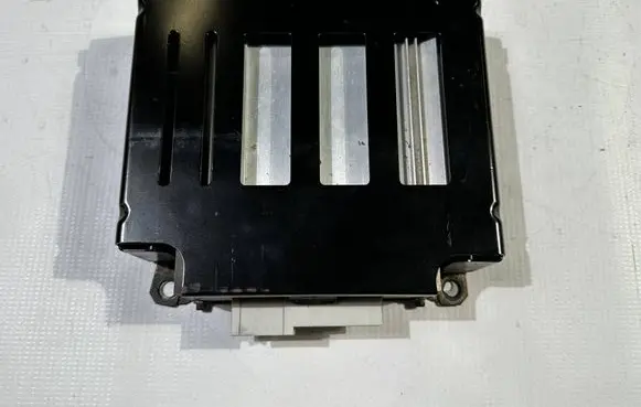 Nissan Titan Sound amplifier 28060EZ00A