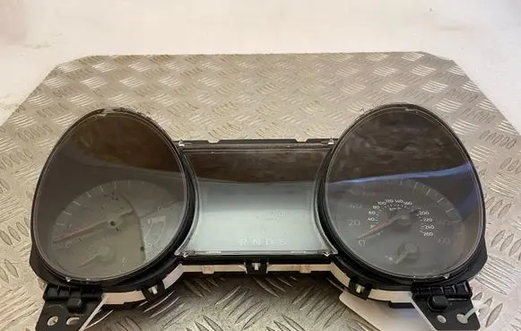 Ford Mustang VI Speedometer (instrument cluster) GR3T10849AE