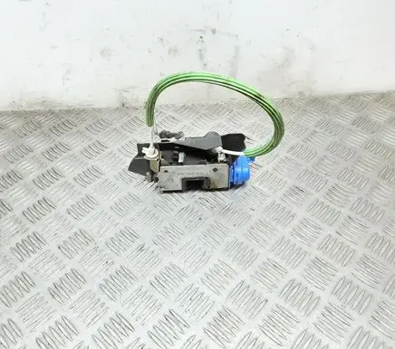 Audi A3 S3 8L Rear door lock 8D0839016A