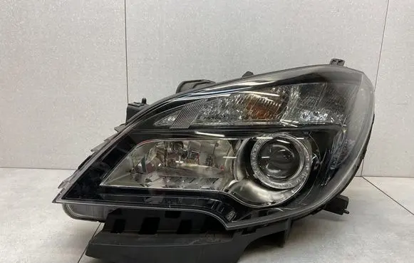 Opel Mokka Headlight/headlamp