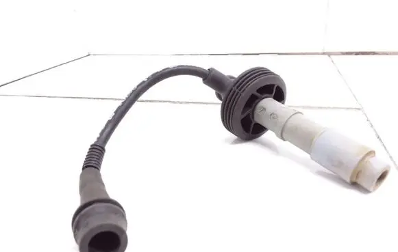 Volvo S40, V40 Ignition plug leads 12232