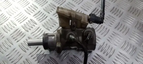 Ford Focus Master brake cylinder 21030399 210303.99