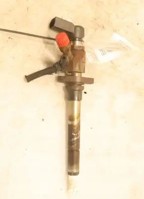 Volvo V70 Fuel injector