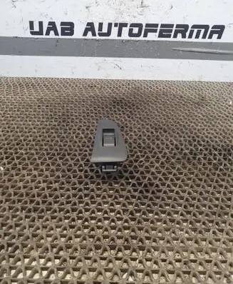 Toyota Avensis T250 Electric window control switch 7427205020