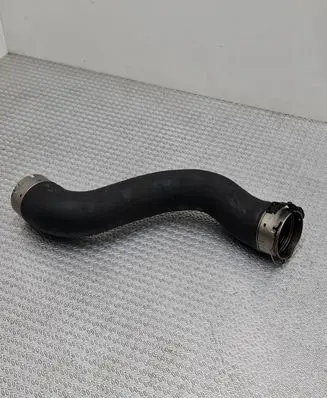 Mercedes-Benz C W204 Intercooler hose/pipe A2045282182 L22578H