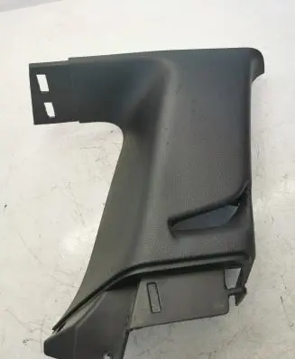 Jeep Grand Cherokee (D) pillar trim (bottom) 1GP03DX9AC