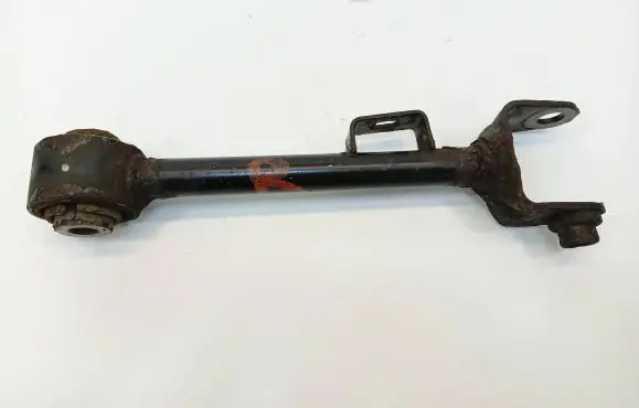 Honda CR-V Rear suspension control arm 