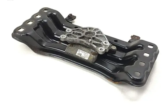 Mercedes-Benz GLK (X204) Gearbox mounting bracket A2212400518 260714HR0922 2042400302