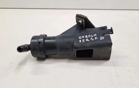 Headlight washer spray nozzle