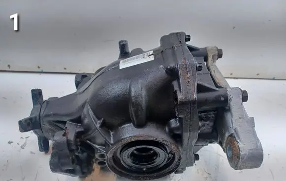 Mercedes-Benz S W221 Rear differential A2213511605MERC1 2213511605 A2213503104