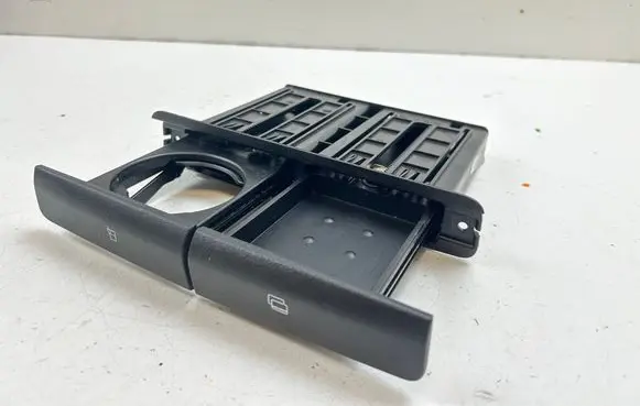 Iveco Daily 6th gen Cup holder 5801621557