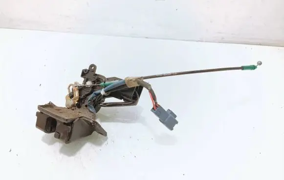 Toyota Corolla E120 E130 Tailgate/trunk/boot lock/catch/latch
