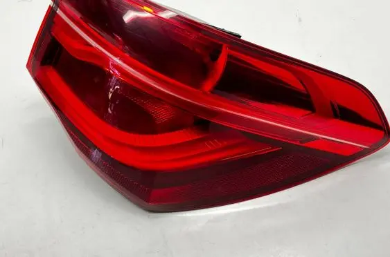 Rear/tail lights