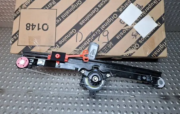 Fiat Punto Evo Front door electric window regulator 52055486 71796456