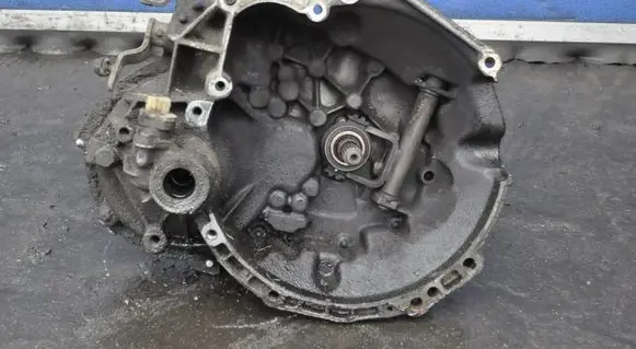 Peugeot Partner Manual 7 speed gearbox 20CP37