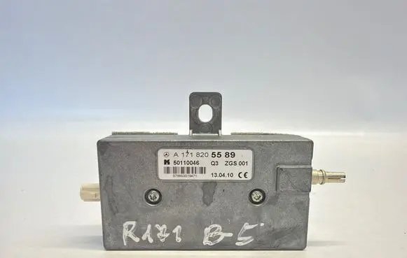 Mercedes-Benz SLK R171 Aerial antenna amplifier A1718205589 50110046 079803019471