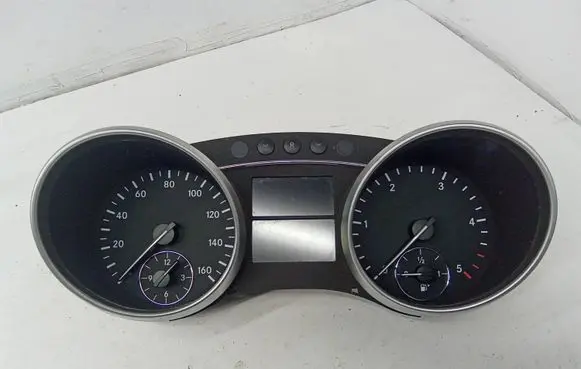 Mercedes-Benz GL X164 Speedometer (instrument cluster) A1645409047 A2C53240810