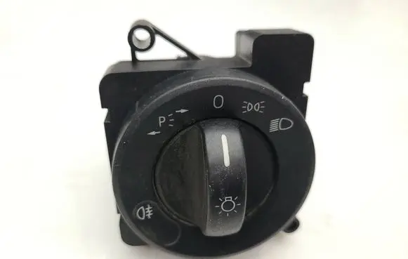 Mercedes-Benz Sprinter W906 Light switch A9065450504