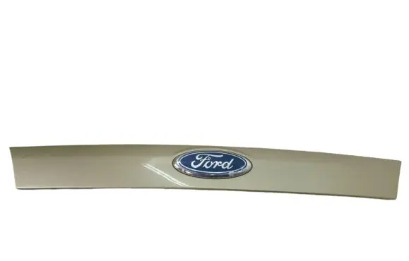 Manufacturer badge logo/emblem