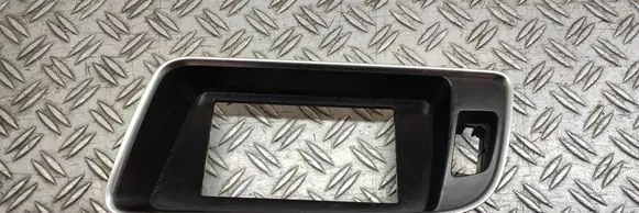 Radio/GPS head unit trim