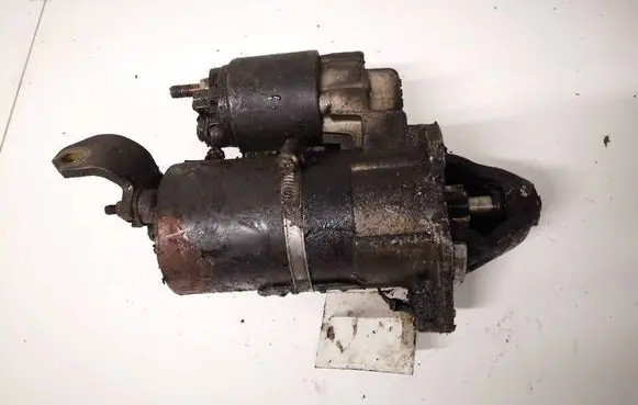 Audi A4 S4 B5 8D Starter motor 