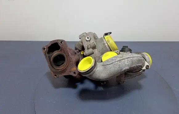 BMW 5 F10 F11 Turbo system vacuum part 7808166