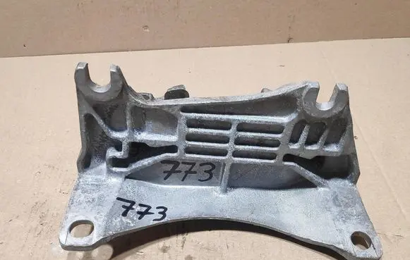 Renault Megane III Engine mount vacuum valve 112200014R