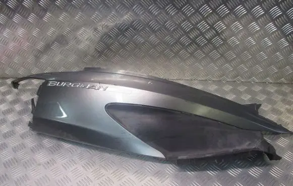 Suzuki Esteem Baleno Sill/side skirt trim 