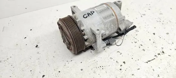 Renault Captur Air conditioning (A/C) compressor (pump) 926000217R
