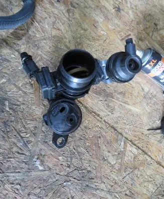 Peugeot 508 Throttle valve 9806731880