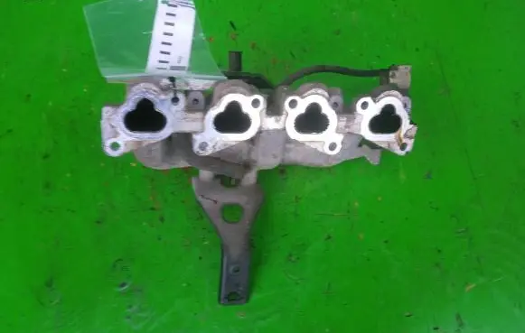 Nissan Micra Intake manifold