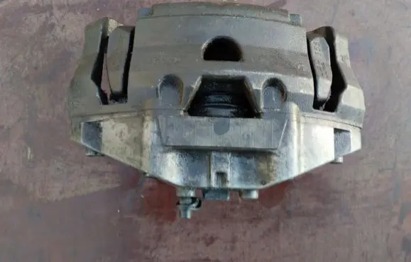 Jaguar XF X250 Front brake caliper C2D3106 C2Z14094