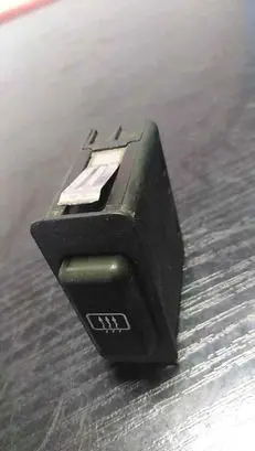 BMW 5 E34 Windscreen/window heater switch 1391749