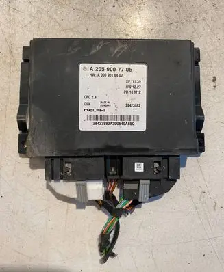 Mercedes-Benz C W205 Comfort/convenience module A0009016402 A2059007705 28423882