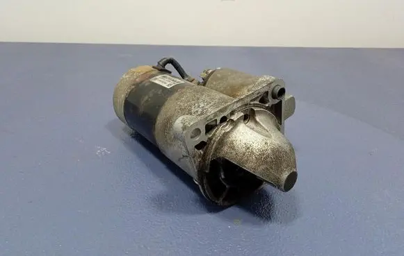 Opel Insignia A Starter motor 55353857