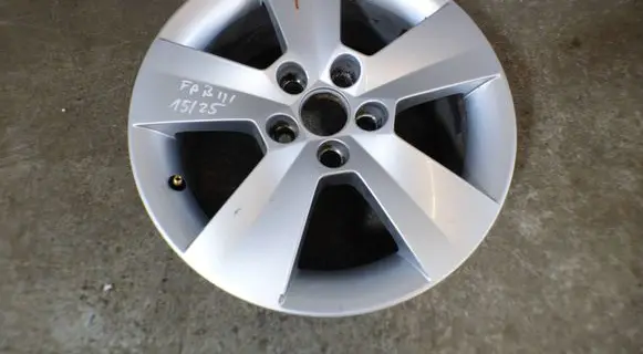 Skoda Fabia Mk3 (NJ) R15 alloy rim CART5JA601025L 5JA601025L 3741