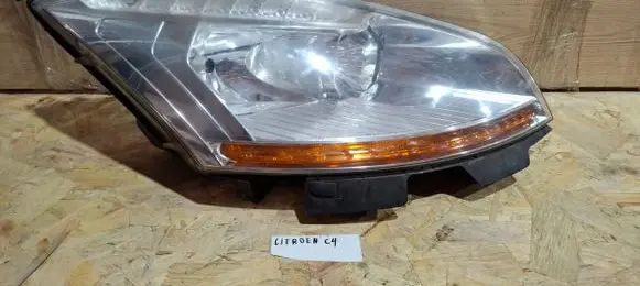 Citroen C4 I Picasso Headlight/headlamp